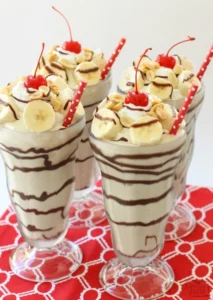 Banana Split Milkshake